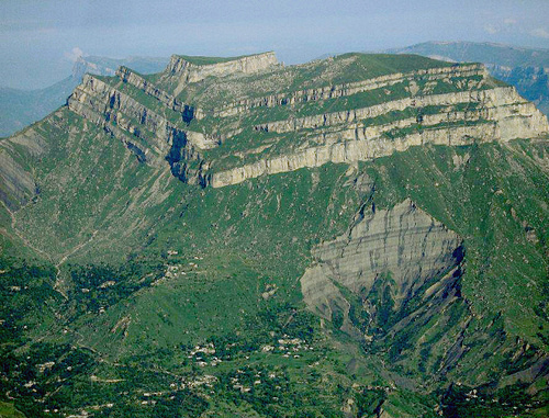 Вид на село Куяда в Гунибском районе Дагестана. Фото Д.Г. Дибирмагомедова, https://www.facebook.com/pprd.rf