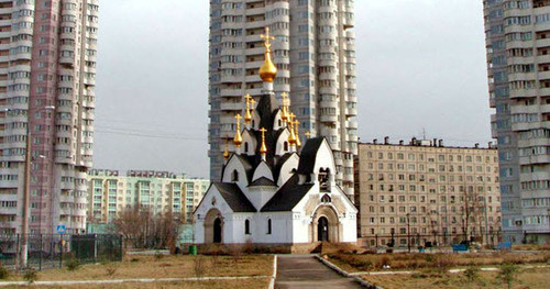 Храм-часовня во имя иконы Божией Матери «Всех скорбящих Радость» в память погибших от теракта на улице Гурьянова, 19. Москва. Фото http://wikimapia.org/