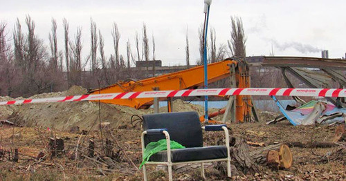 Работы по сносу Центрального стадиона Волгограда. На его месте к ЧМ-2018 будет построен новый стадион. Ноябрь 2014 г. Фото Вячеслава Ященко для "Кавказского узла"