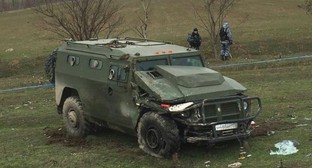 Бронеавтомобиль "Тигр" после аварии. 23 января 2015 года. Фото: Vk.com/dagestan_today