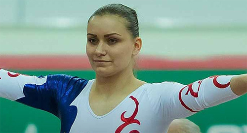 Павлова Яна Владимировна http://cska.ru/news/armejskaja_sportsmenka_jana_pavlova_otobralas_na_olimpiadu_v_sorevnovanijah_po_pryzhkam_na_batute-8148