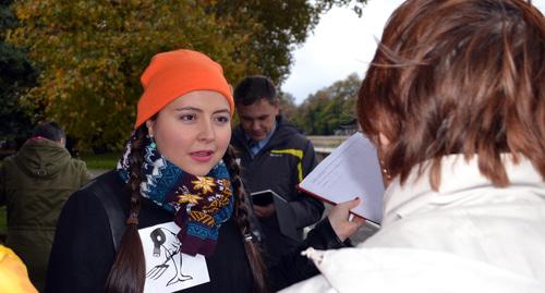 Участница пикет в Сочи. 31 октября 2017 года. Фото: Светлана Кравченко для "Кавказского узла".