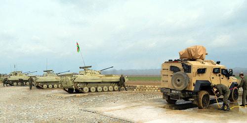 Азербайджанская военная техника после учений. 17 марта 2018 года. Фото пресс-службы Минобороны Азербайджана. https://mod.gov.az/ru/news/lichnyj-sostav-i-voennaya-tehnika-privlechennye-k-ucheniyam-vozvrasheny-v-punkty-postoyannoj-dislokacii-font-color-red-v-22002.html