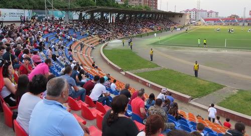 Зрители на матче футбольного чемпионата ConIFA-2019 в Нагорном Карабахе. 3 июня 2019 год. Фото Алвард Григорян для "Кавказского узла"