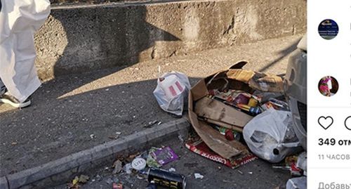 Свалки на углу улиц Толстого и Пачева в Нальчике. Скриншот страницы в Instagram "Происшествия Нальчик". https://www.instagram.com/chp_kbr/?hl=ru