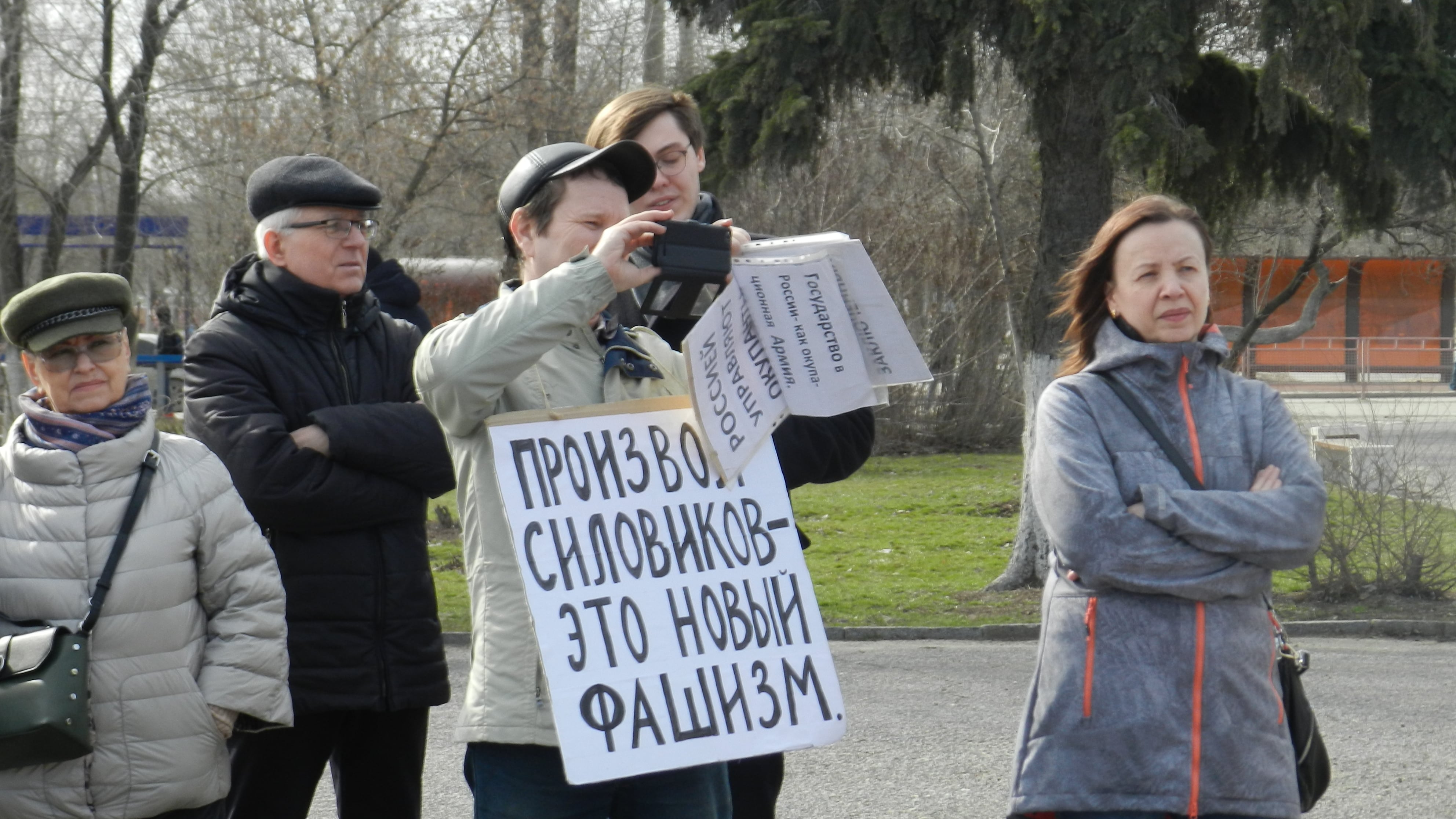 Митинг памяти Бориса Немцова в Волгограде 29 февраля 2020 года. Фото Татьяны Филимоновой для "Кавказского узла"