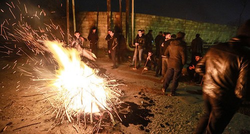 Протестные выступления в поселке Нардаран. 26 ноября 2015 г. Фото Азиза Каримова для "Кавказского узла"