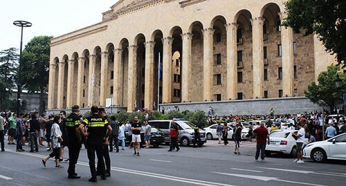 Здание парламента Грузии/ Тбилиси, 11 июля 2021 года. Фото Инны Кукуджановой для "Кавказского узла"