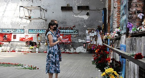 В здании разрушенной Бесланской школы №1. Фото Марии Абайти для "Кавказского узла"