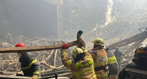 Разбор завалов в "Крокус Сити Холле". Фото: МЧС РФ https://t.me/mchs_official/17088